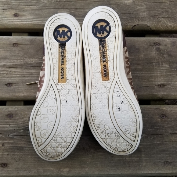 Michael Kors MK Logo Tan Canvas Brown Leather Low Top Cap Toe City Sneaker 8 - Picture 7 of 9